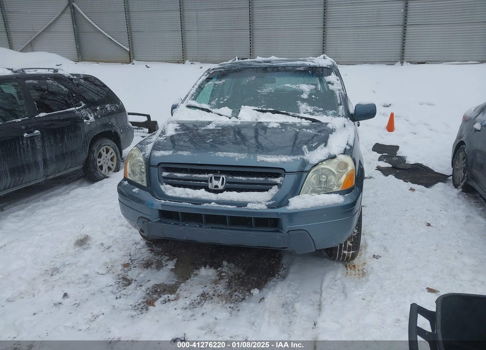 2005 HONDA PILOT EX VIN: 5FNYF18465B045614