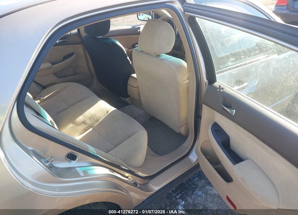 2004 HONDA ACCORD 2.4 DX VIN: 1HGCM56124A123458