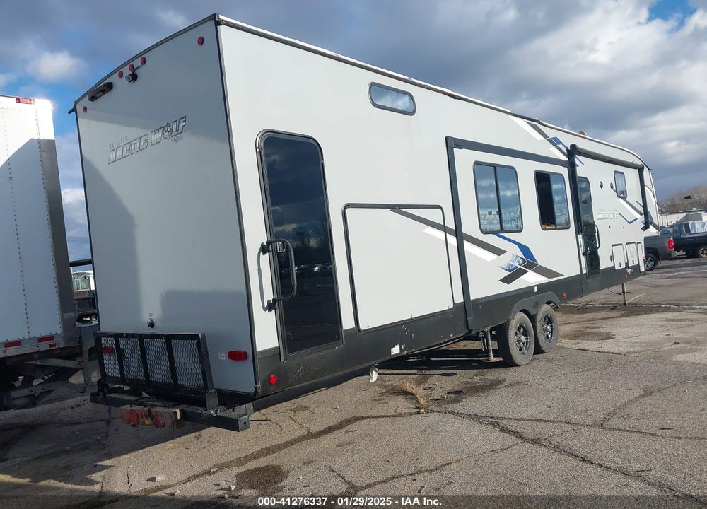2023 CHEROKEE ARTCTIC WOLF VIN: 5ZT3CK3B6P0715807