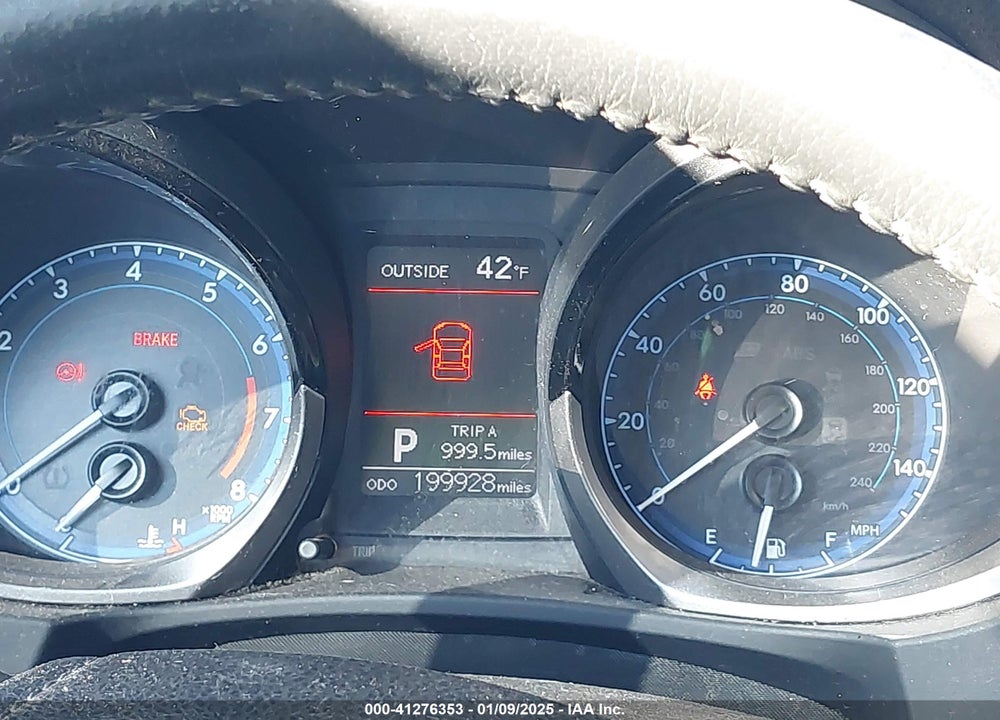 2014 TOYOTA COROLLA VIN: 2T1BURHE7EC170628