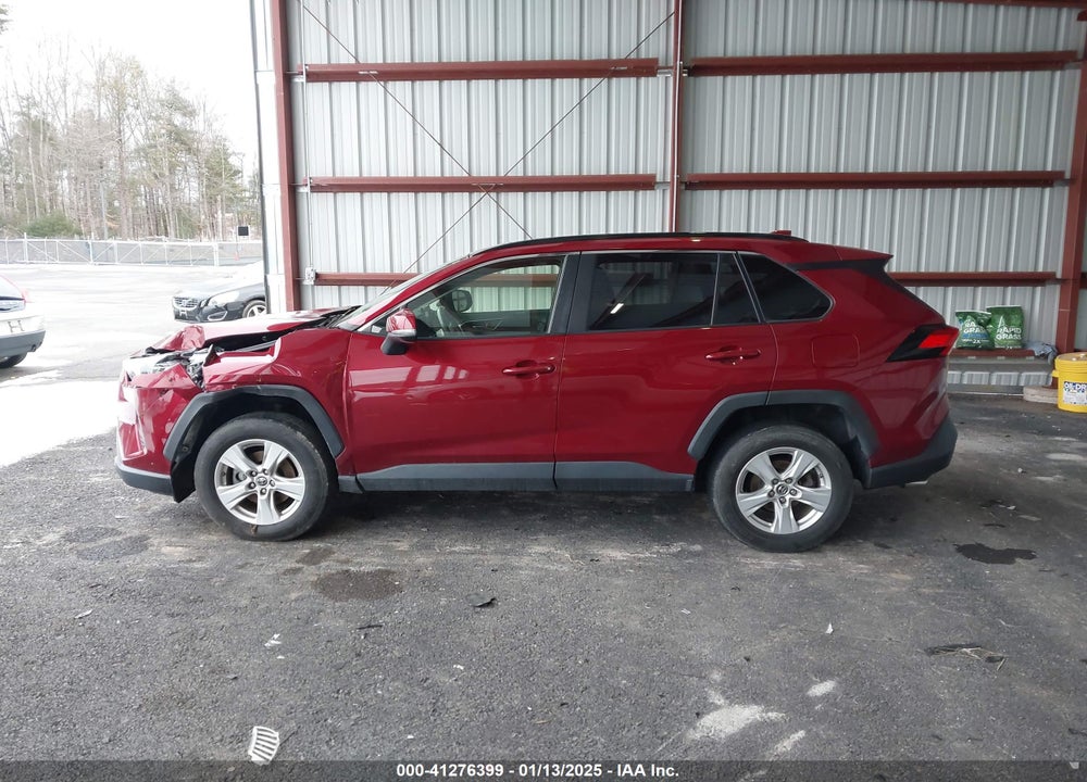 2019 TOYOTA RAV4 XLE VIN: JTMP1RFV4KD501620