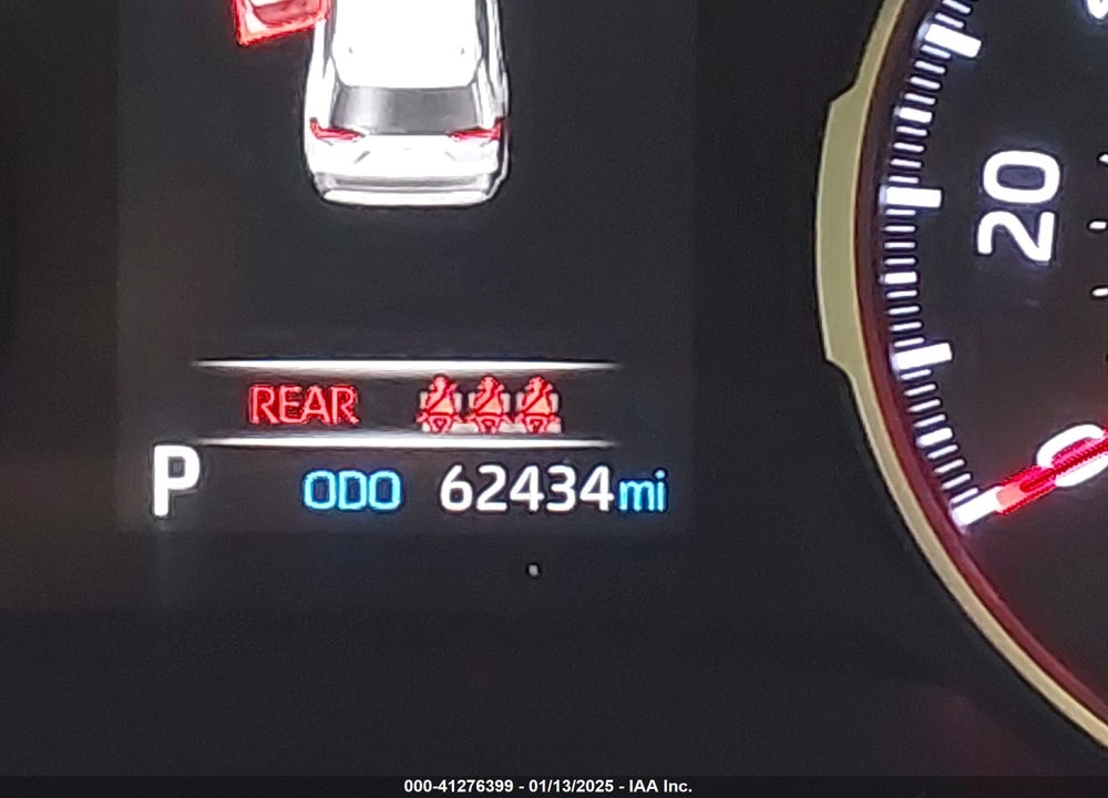 2019 TOYOTA RAV4 XLE VIN: JTMP1RFV4KD501620