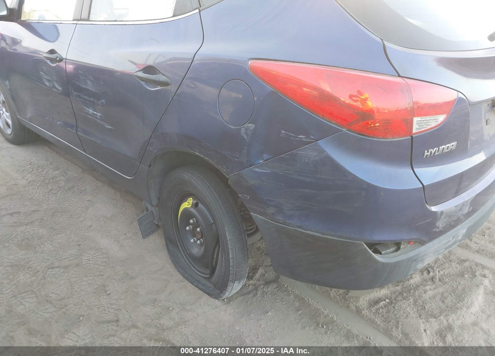 2010 HYUNDAI TUCSON GLS VIN: KM8JT3AC3AU098677