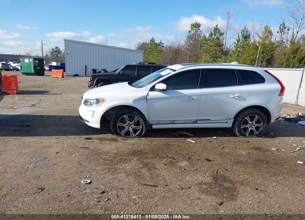 2015 VOLVO XC60 T6 VIN: YV4902RK0F2726801