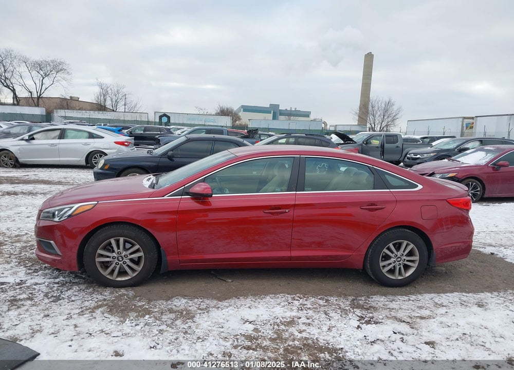 2016 HYUNDAI SONATA SE VIN: 5NPE24AF7GH288641