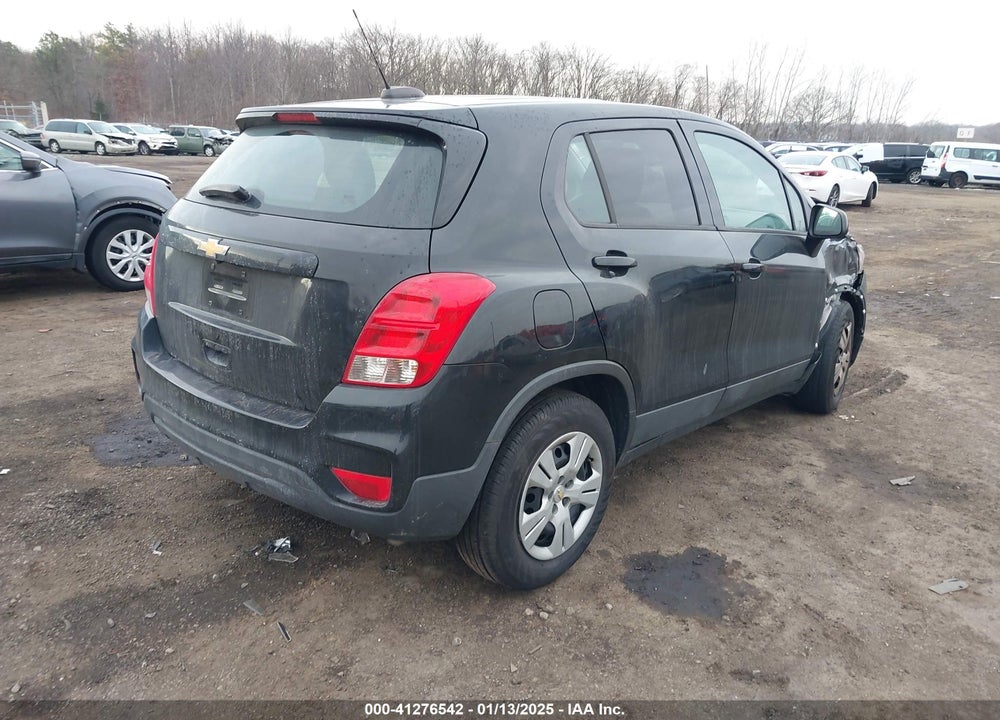 2019 CHEVROLET TRAX LS VIN: 3GNCJKSB4KL179452