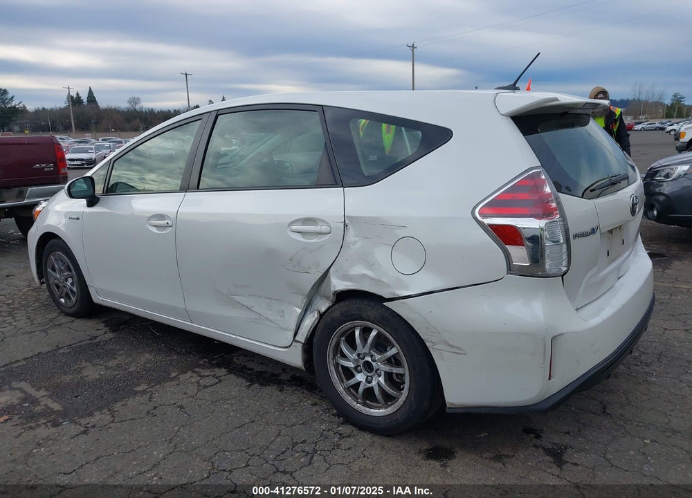 2015 TOYOTA PRIUS V THREE VIN: JTDZN3EU6FJ018091