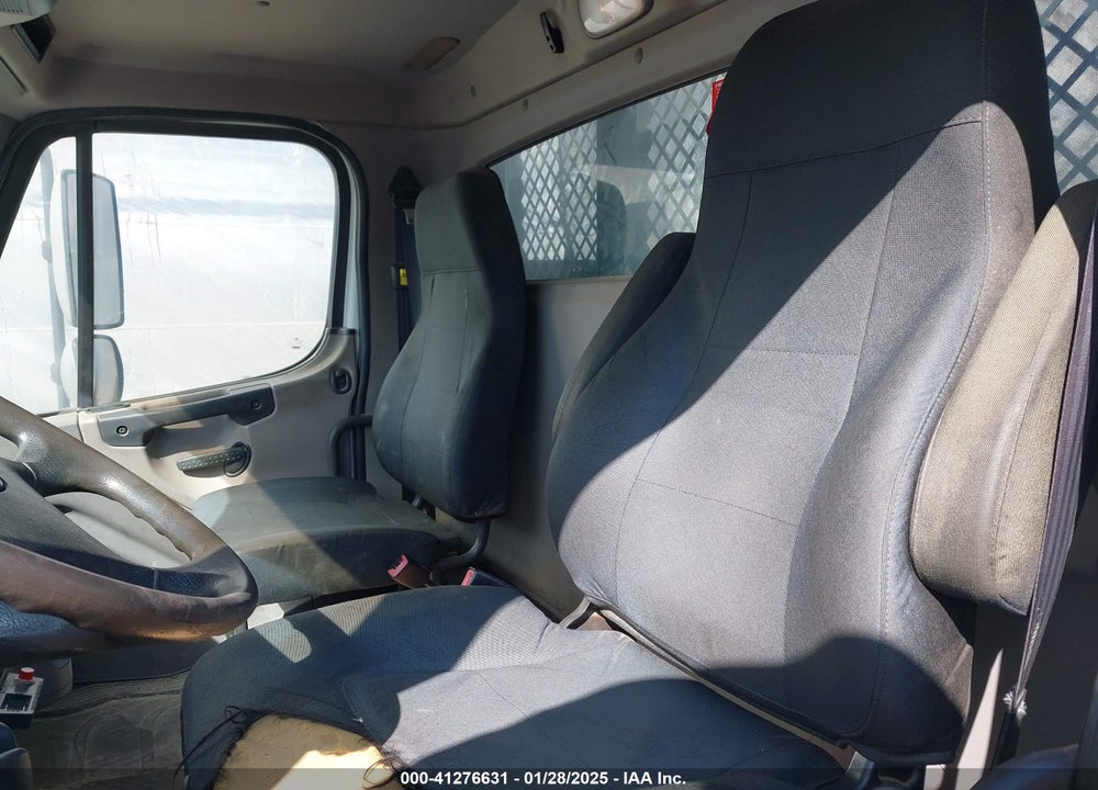 2014 FREIGHTLINER M2 106 MEDIUM DUTY VIN: 1FVACWDU9EHFJ9432