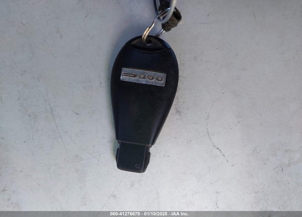 2011 DODGE GRAND CARAVAN CREW VIN: 2D4RN5DG7BR663218
