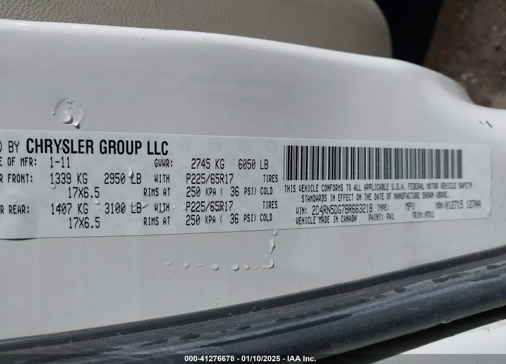 2011 DODGE GRAND CARAVAN CREW VIN: 2D4RN5DG7BR663218