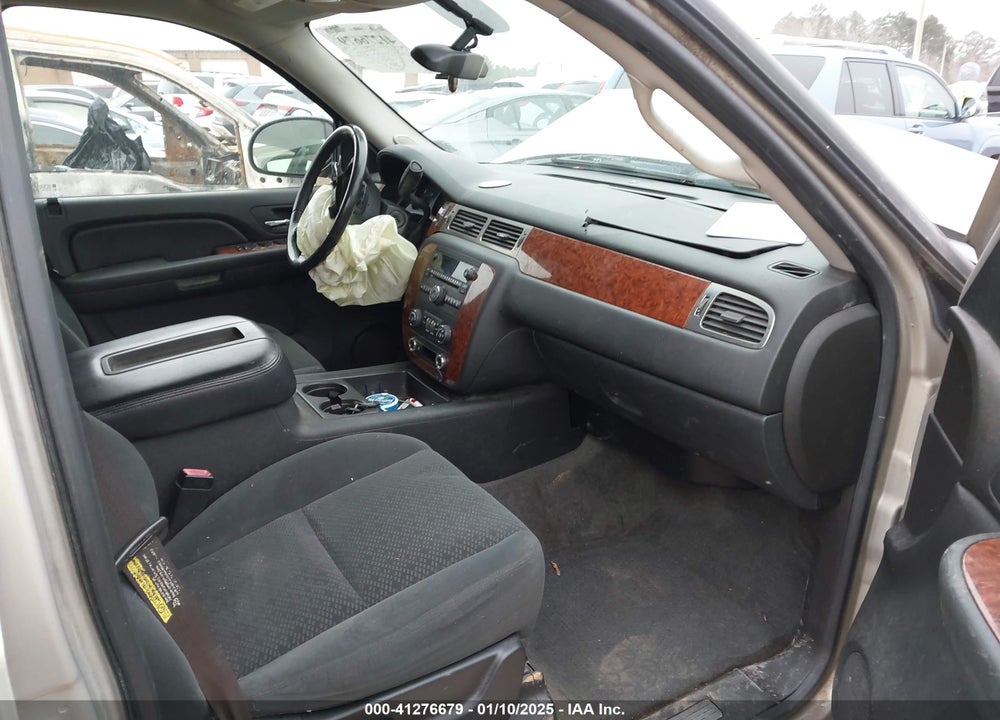 2007 CHEVROLET TAHOE LT VIN: 1GNFC13J97J146579