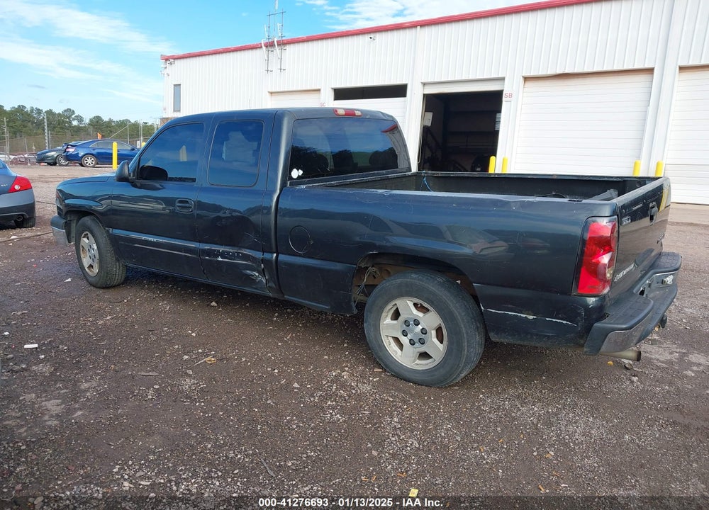 2005 CHEVROLET SILVERADO 1500 LS VIN: 2GCEC19V451292183