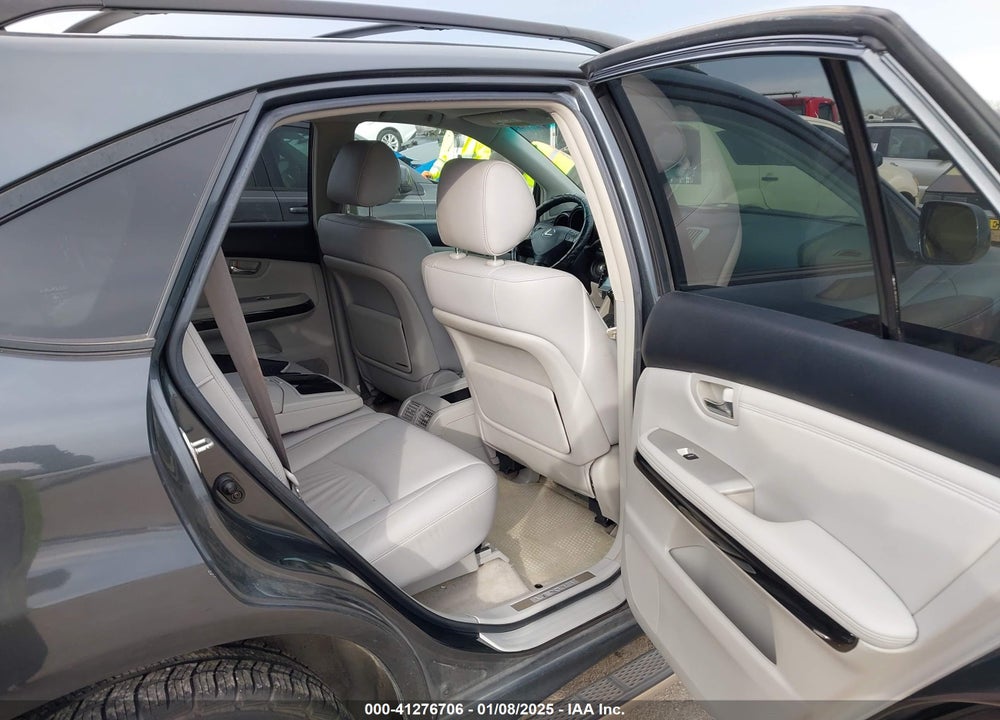 2005 LEXUS RX 330 VIN: JTJGA31UX50055977
