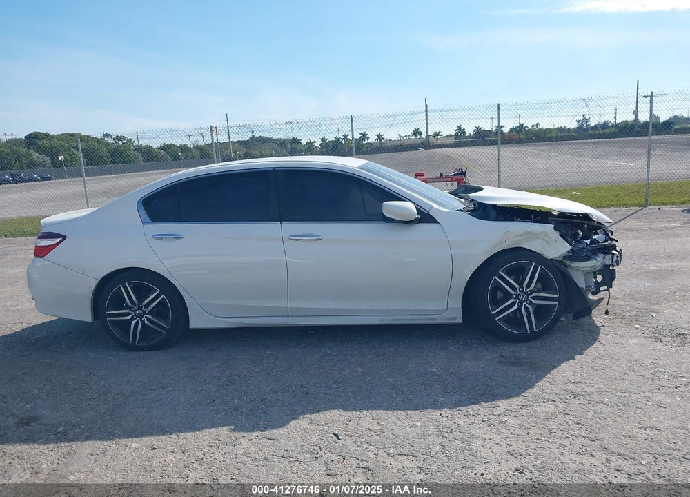 2017 HONDA ACCORD VIN: 1HGCR2F50HA281936