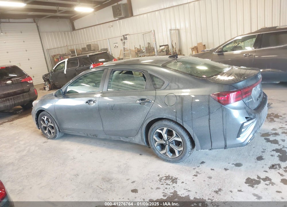 2019 KIA FORTE LXS VIN: 3KPF24AD6KE074594