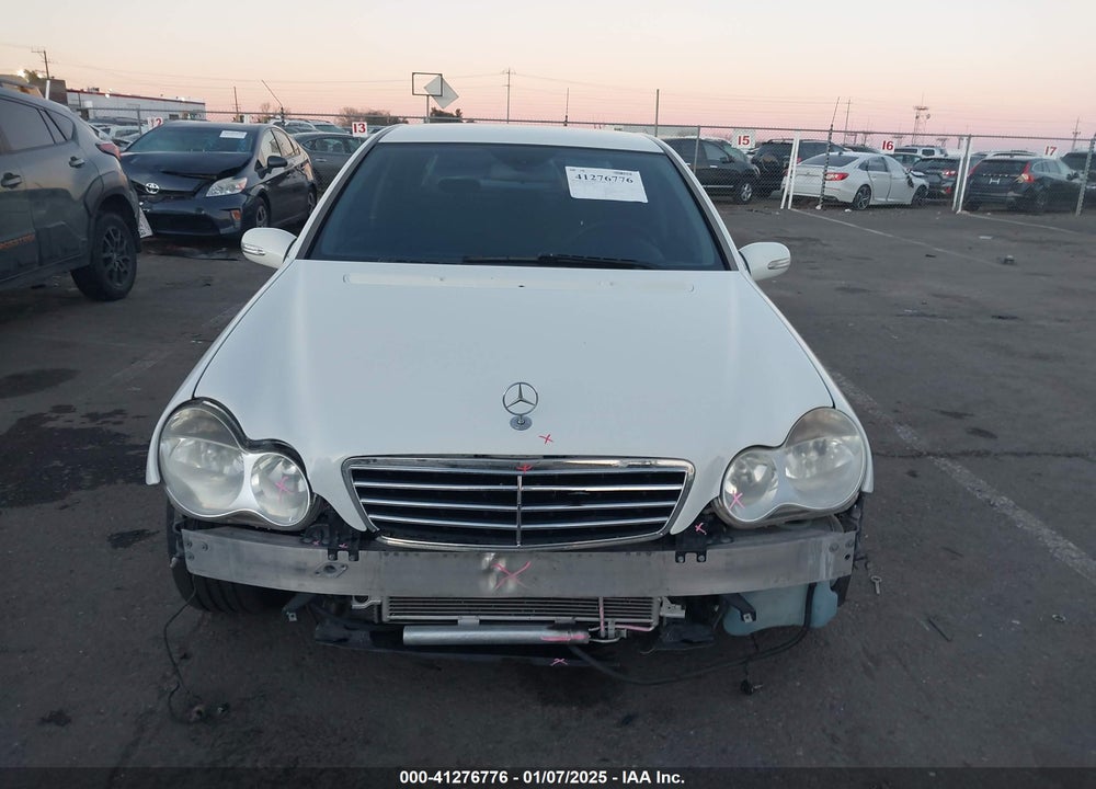 2007 MERCEDES-BENZ C 230 VIN: WDBRF52H87A918667