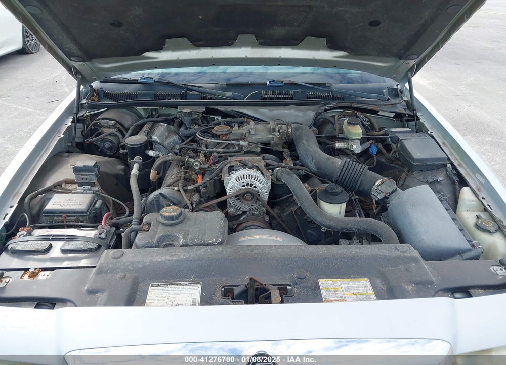 2000 MERCURY GRAND MARQUIS GS VIN: 2MEFM74W2YX616638