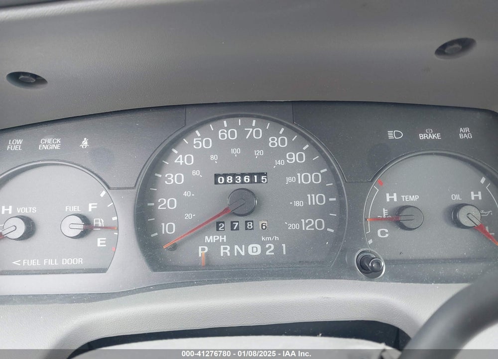 2000 MERCURY GRAND MARQUIS GS VIN: 2MEFM74W2YX616638