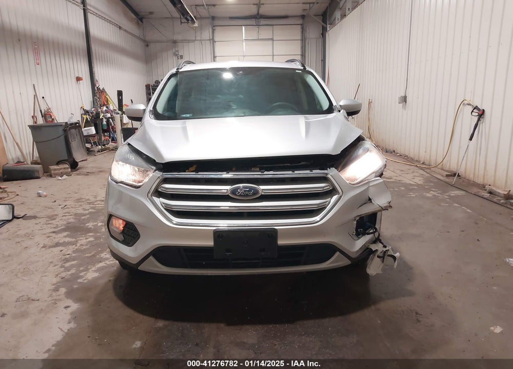 2018 FORD ESCAPE SE VIN: 1FMCU9GD5JUB43952
