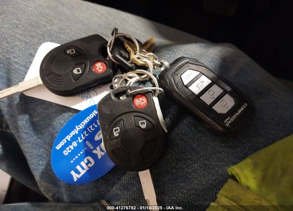 2018 FORD ESCAPE SE VIN: 1FMCU9GD5JUB43952