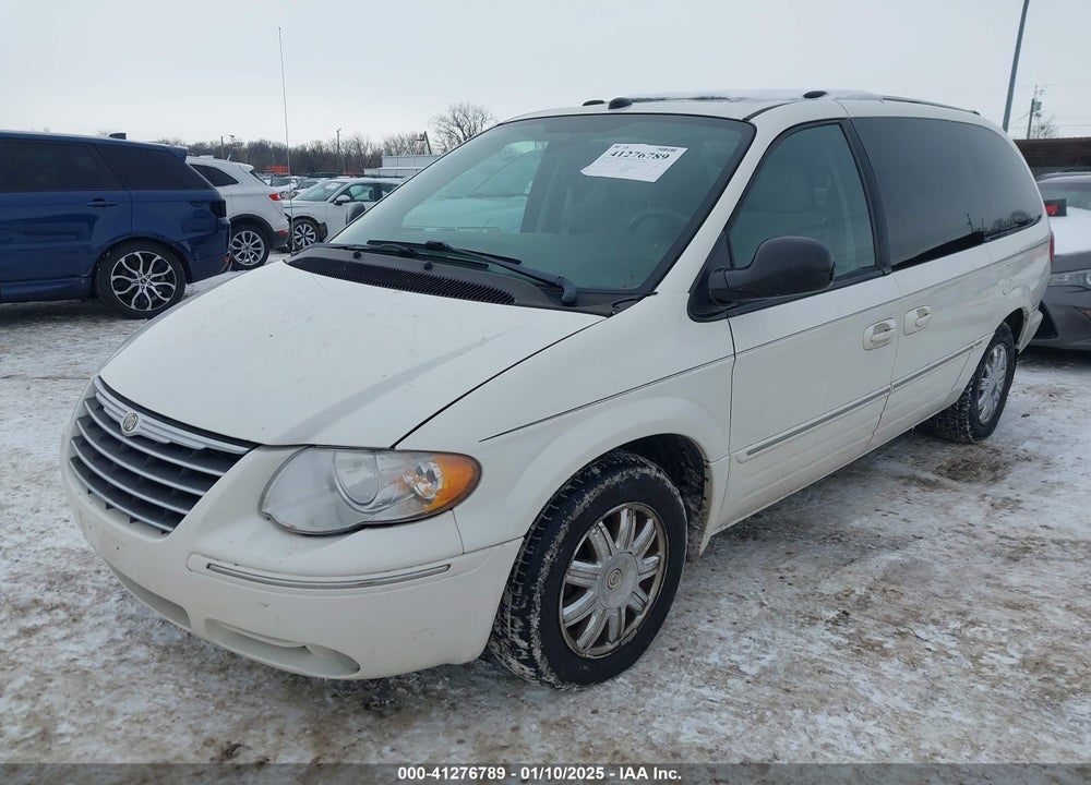 2005 CHRYSLER TOWN & COUNTRY LIMITED VIN: 2C4GP64L05R425135