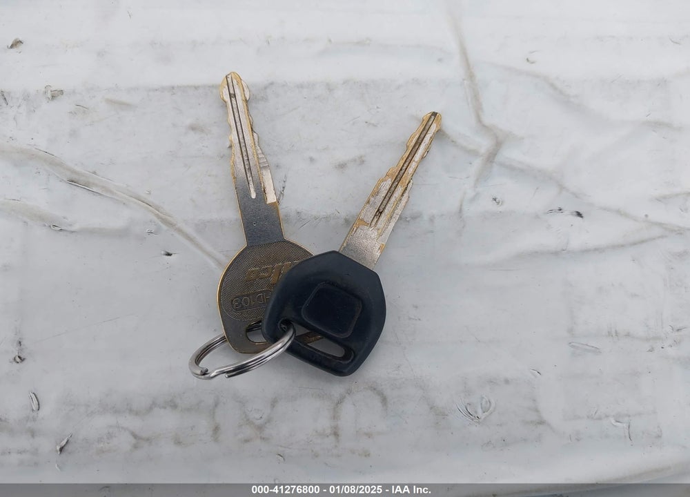 1997 HONDA ACCORD LX VIN: 1HGCD5632VA093106