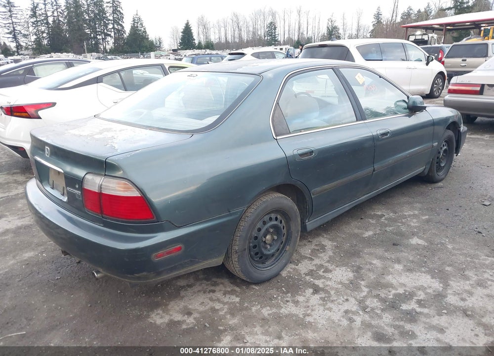 1997 HONDA ACCORD LX VIN: 1HGCD5632VA093106