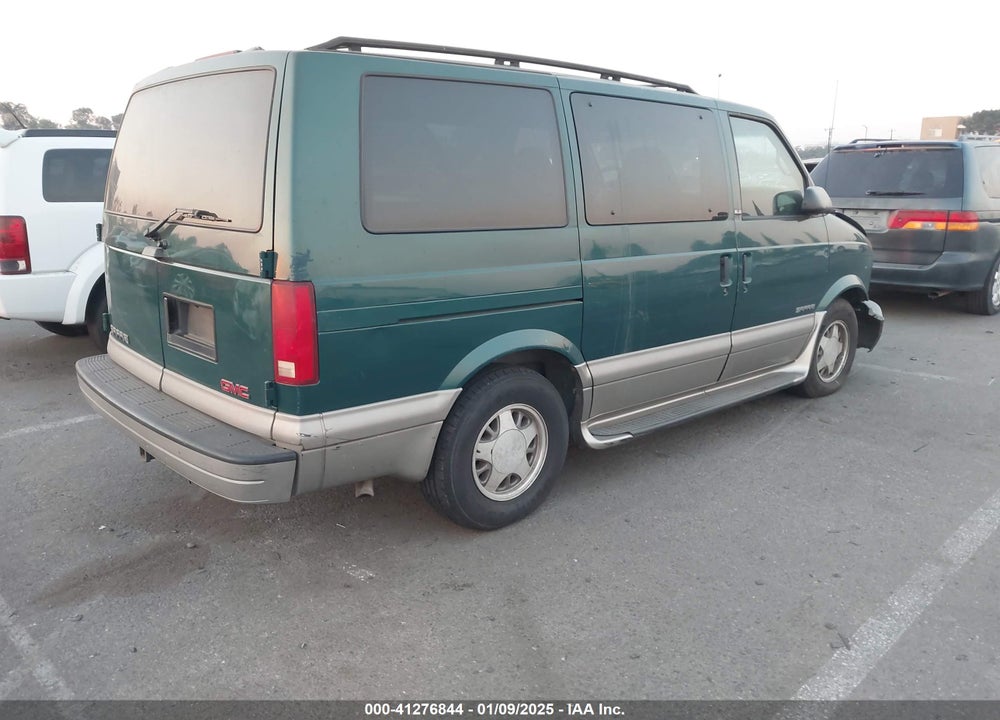 2002 GMC SAFARI SLE VIN: 1GKDM19X62B516080