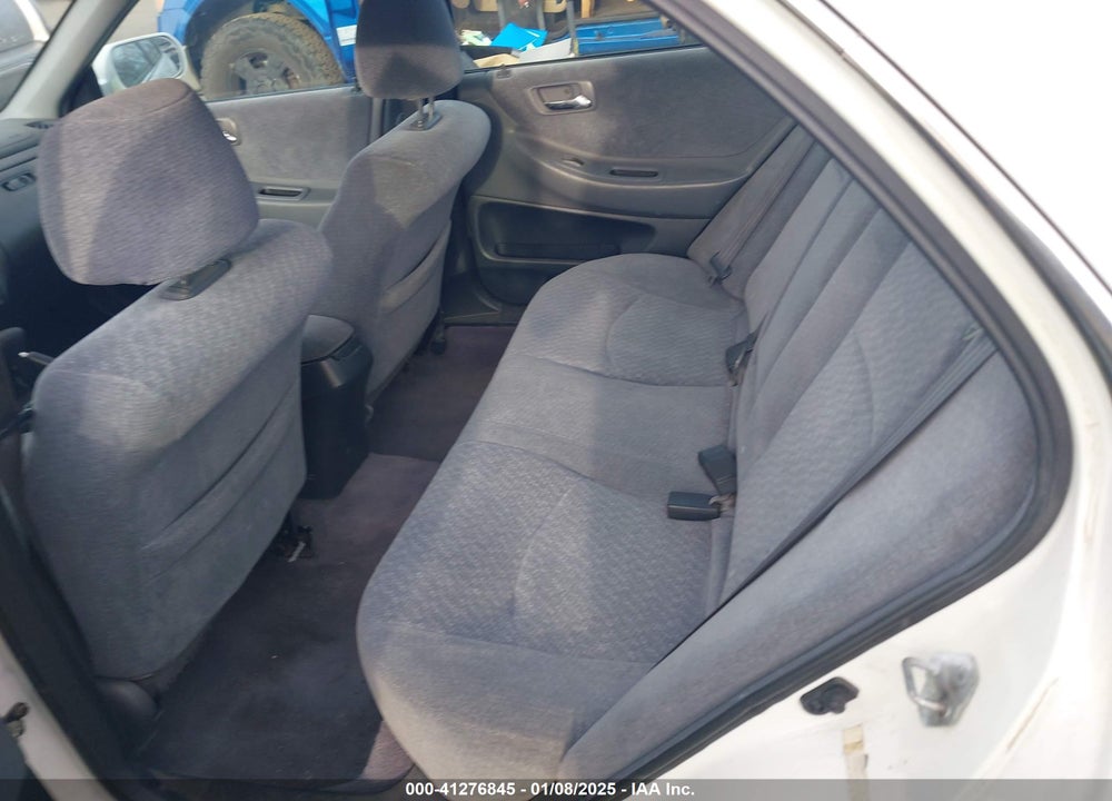 2001 HONDA ACCORD 2.3 LX VIN: JHMCG56411C014424