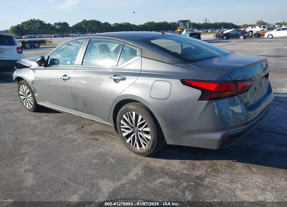 2025 NISSAN ALTIMA SV FWD VIN: 1N4BL4DV6SN341279