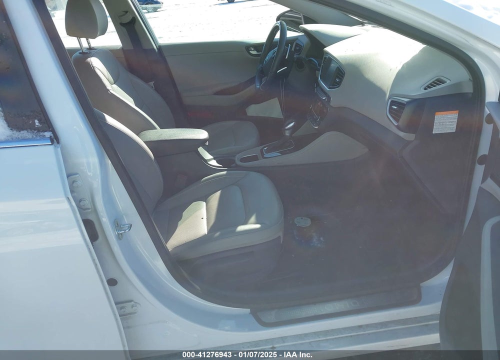 2019 HYUNDAI IONIQ PLUG-IN HYBRID VIN: KMHC75LD9KU174113