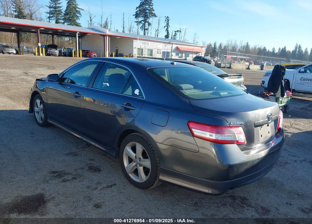 2011 TOYOTA CAMRY SE VIN: 4T1BF3EK2BU729126