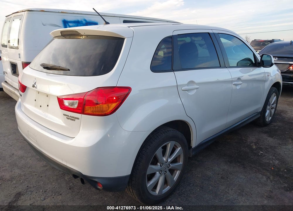 2014 MITSUBISHI OUTLANDER SPORT ES VIN: 4A4AP3AU0EE016656