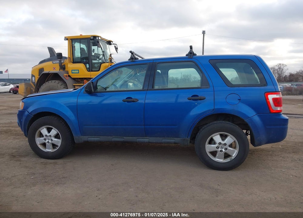 2011 FORD ESCAPE XLS VIN: 1FMCU0C78BKA86624