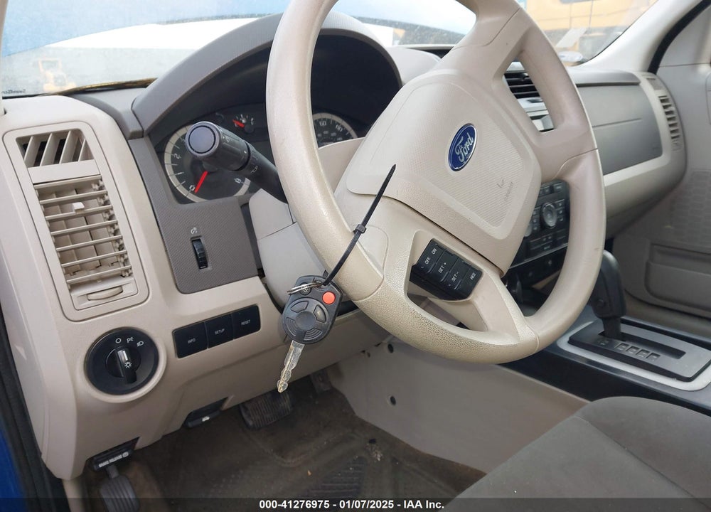 2011 FORD ESCAPE XLS VIN: 1FMCU0C78BKA86624