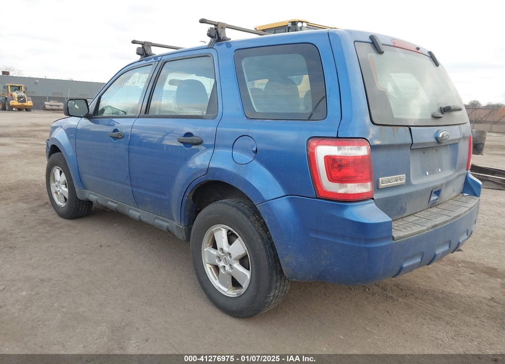 2011 FORD ESCAPE XLS VIN: 1FMCU0C78BKA86624