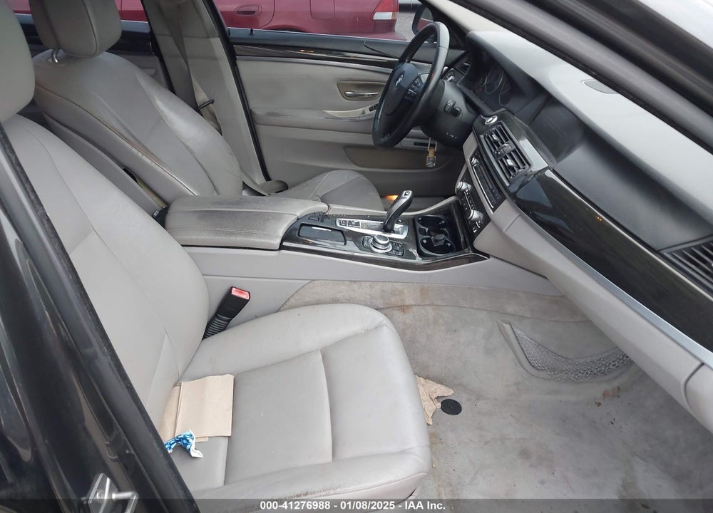 2011 BMW 528I VIN: WBAFR1C59BC744112