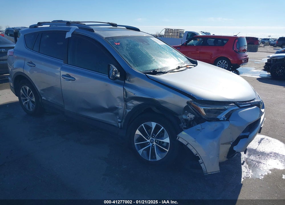 2017 TOYOTA RAV4 HYBRID VIN: JTMRJREV6HD113145