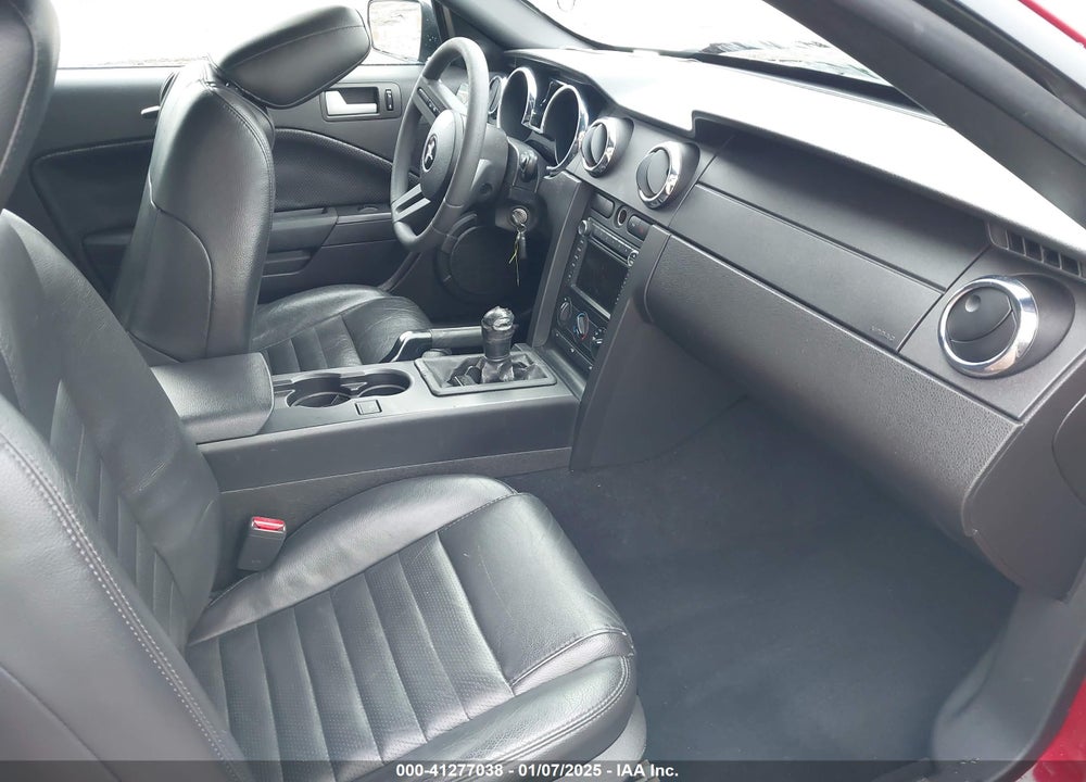 2008 FORD MUSTANG VIN: 1ZVHT85H585146235