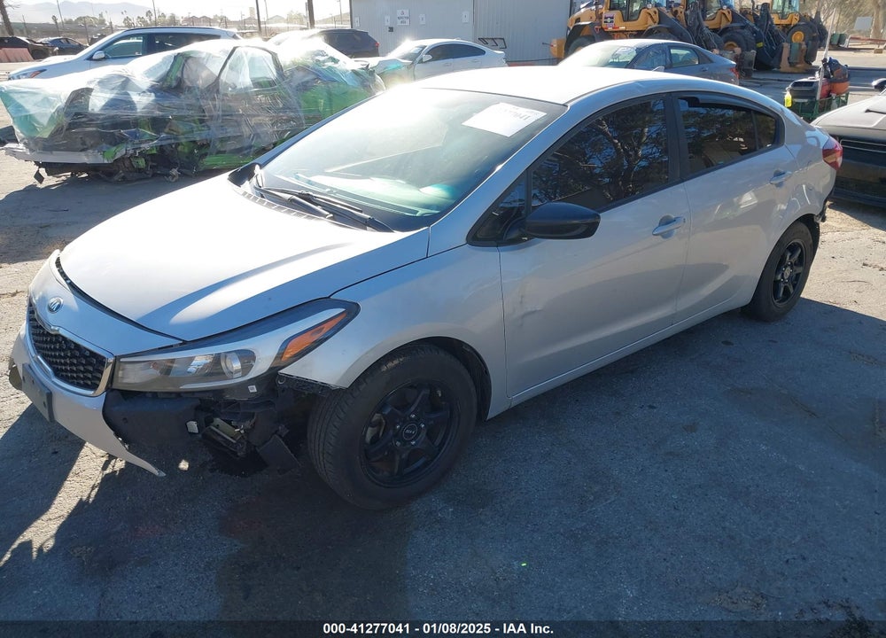 2017 KIA FORTE VIN: 3KPFK4A76HE091432