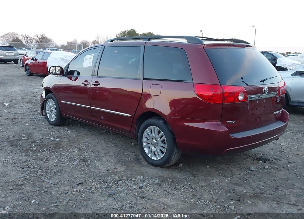 2010 TOYOTA SIENNA LIMITED VIN: 5TDDK4CC9AS028743