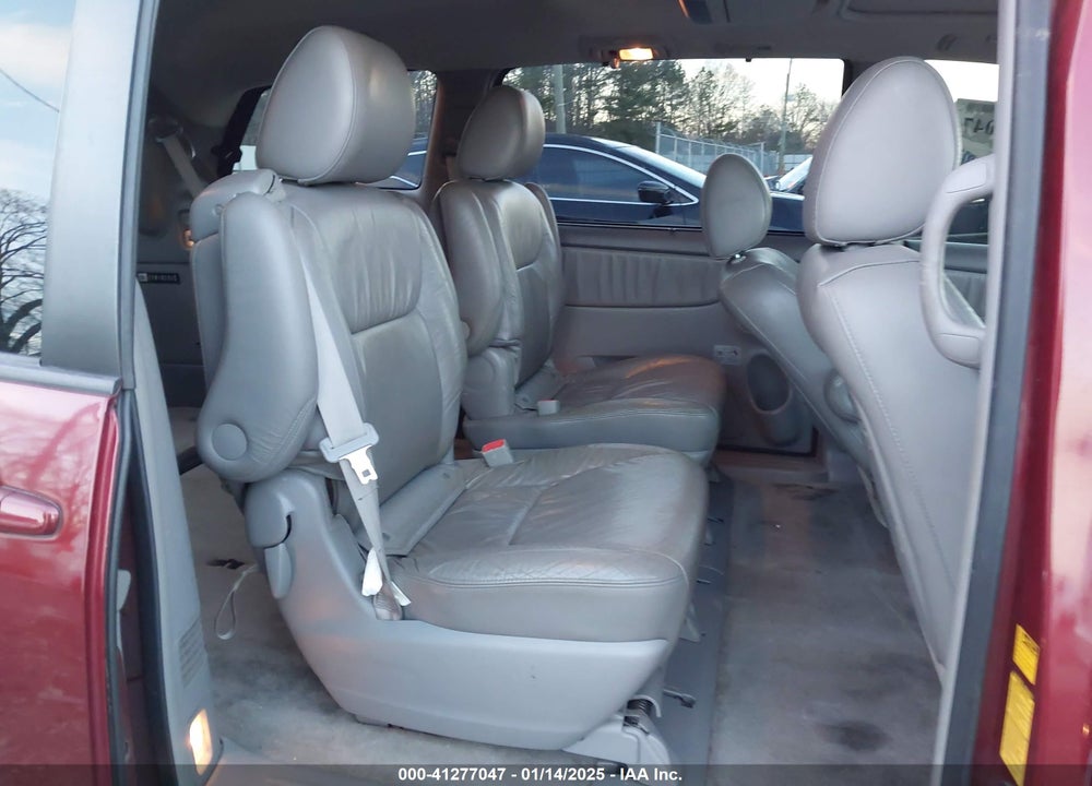 2010 TOYOTA SIENNA LIMITED VIN: 5TDDK4CC9AS028743