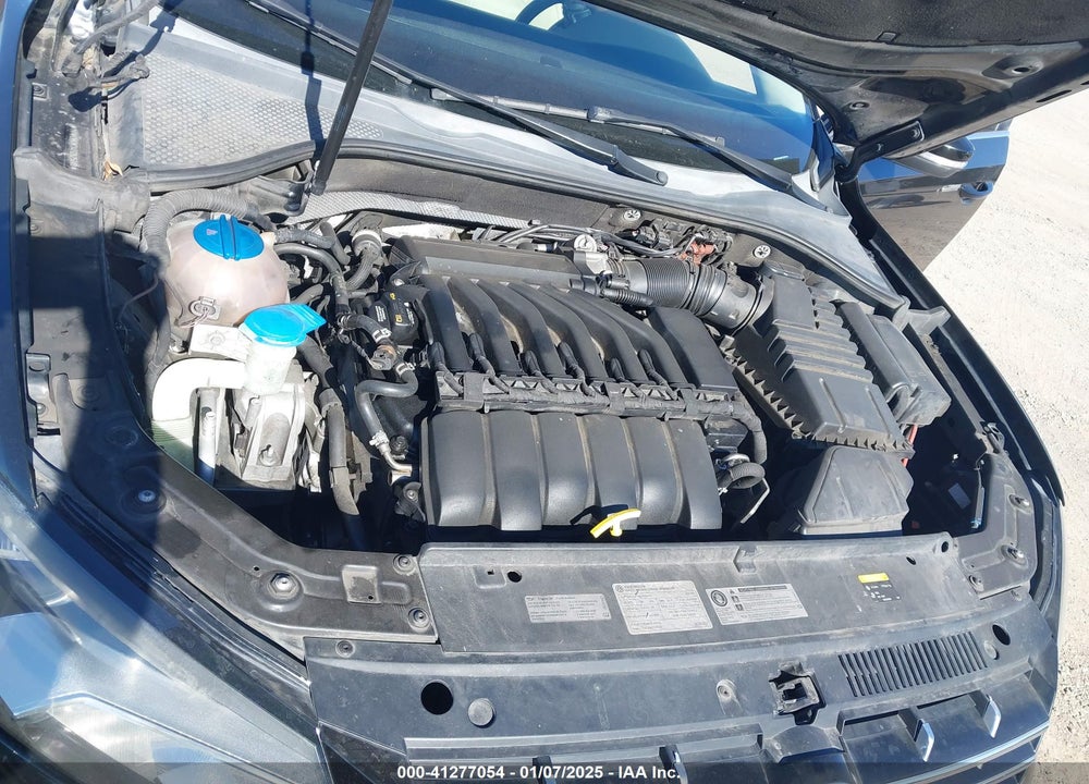 2015 VOLKSWAGEN PASSAT 3.6L V6 SEL PREMIUM VIN: 1VWCM7A34FC025748