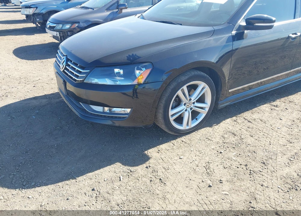 2015 VOLKSWAGEN PASSAT 3.6L V6 SEL PREMIUM VIN: 1VWCM7A34FC025748