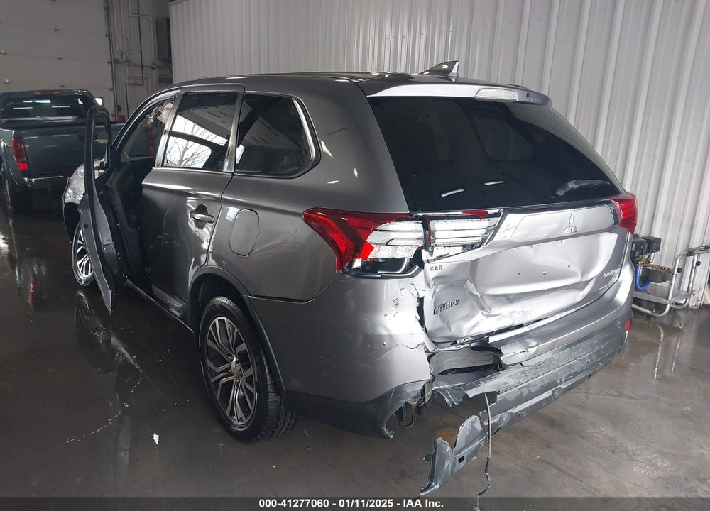 2018 MITSUBISHI OUTLANDER SE VIN: JA4AZ3A38JZ040936