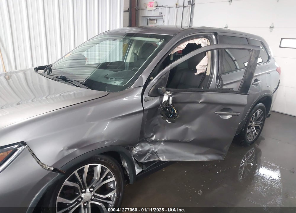 2018 MITSUBISHI OUTLANDER SE VIN: JA4AZ3A38JZ040936