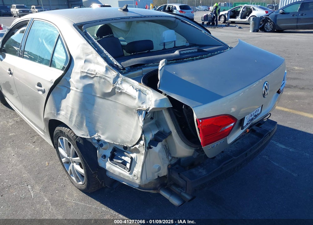 2014 VOLKSWAGEN JETTA VIN: 3VWD07AJXEM293487