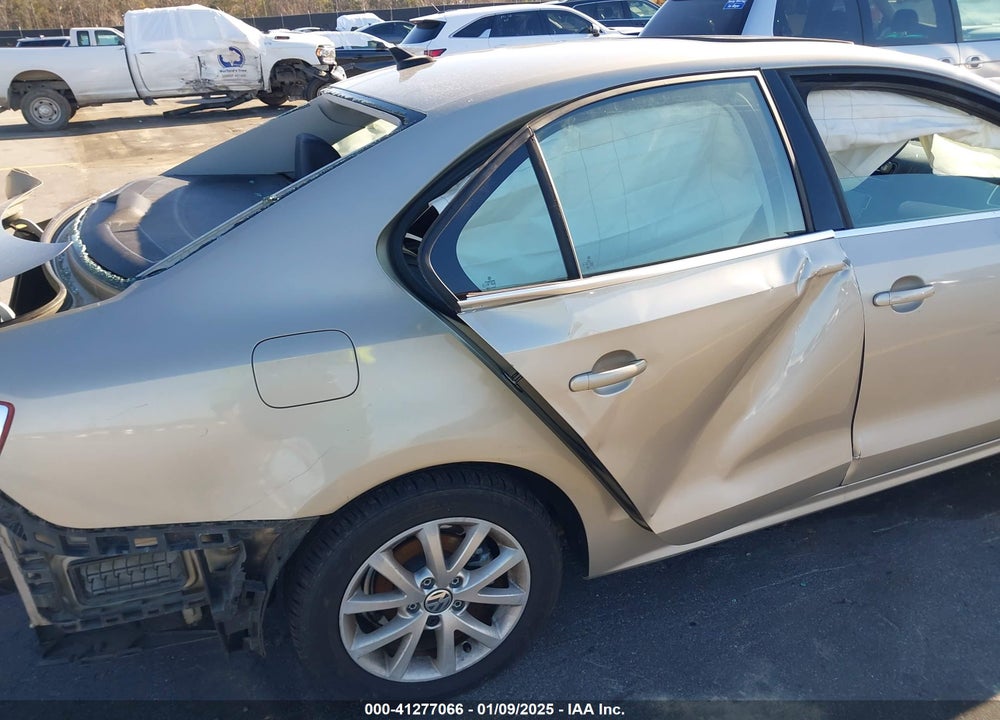 2014 VOLKSWAGEN JETTA VIN: 3VWD07AJXEM293487