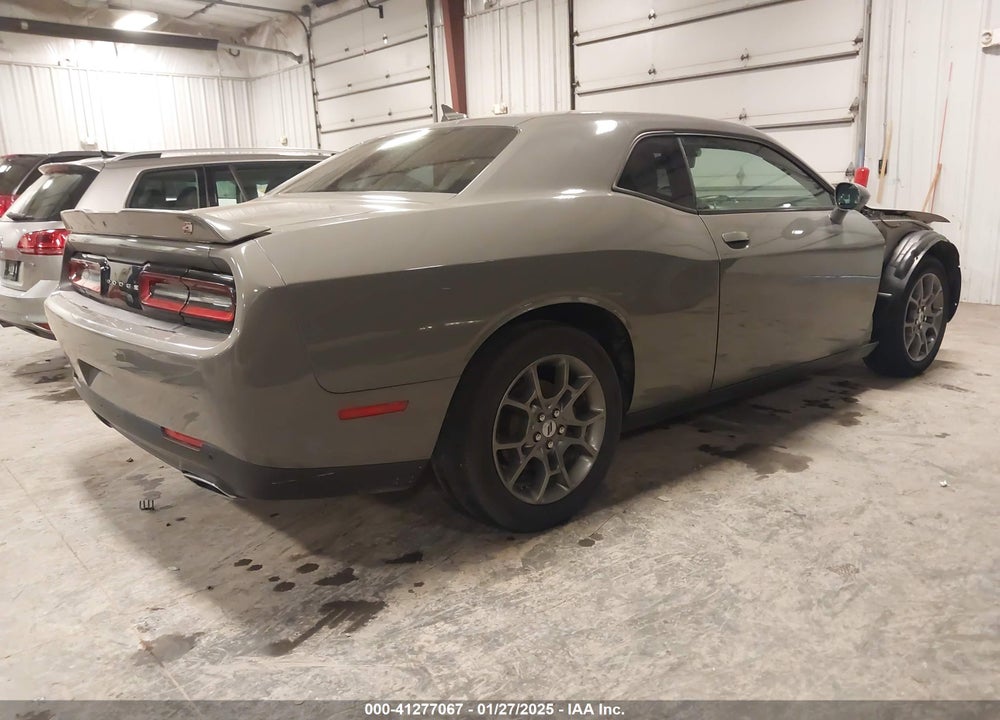 2018 DODGE CHALLENGER VIN: 2C3CDZGG8JH124351