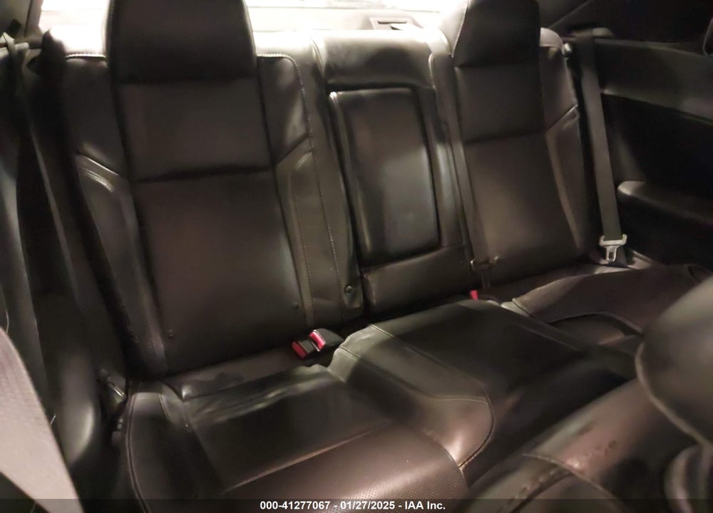 2018 DODGE CHALLENGER VIN: 2C3CDZGG8JH124351